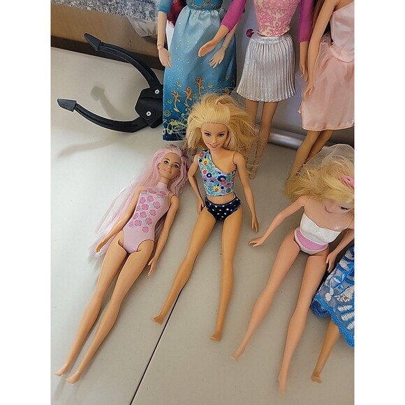 Huge lot Barbie Doll 16 pc Some maybe Disney - Picture 12 of 12